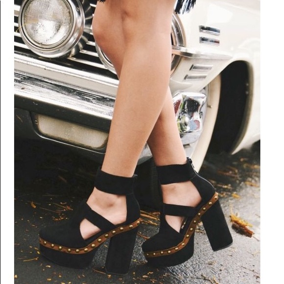 Jeffrey Campbell Shoes - 🆕🛍 Jeffrey Campbell Pacoima Clog